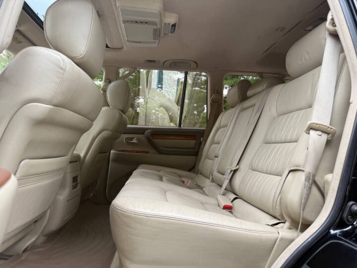 2003 Lexus LX 470
