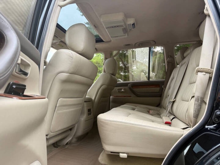 2003 Lexus LX 470