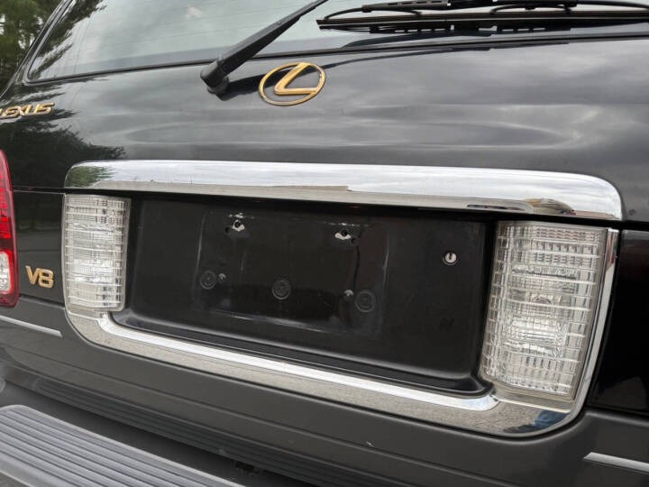 2003 Lexus LX 470