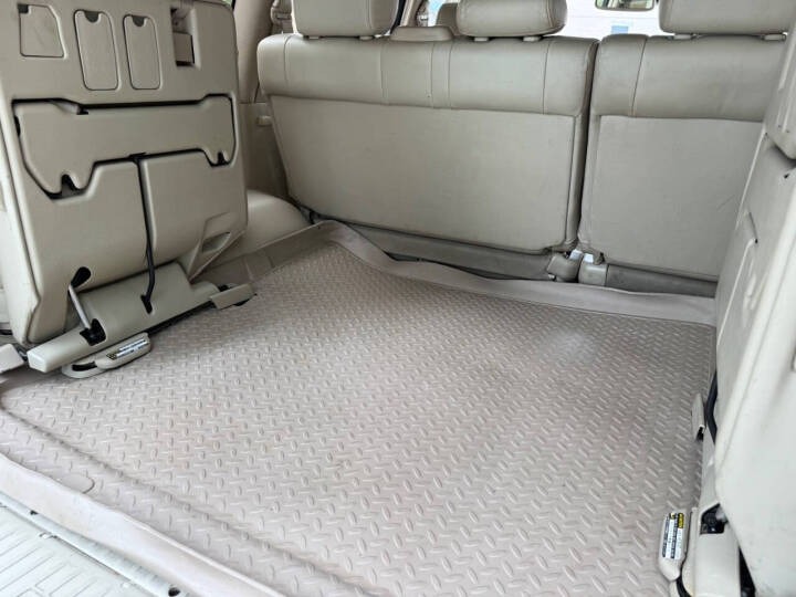 2003 Lexus LX 470
