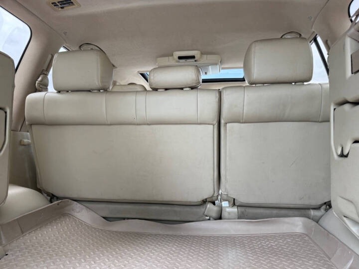 2003 Lexus LX 470