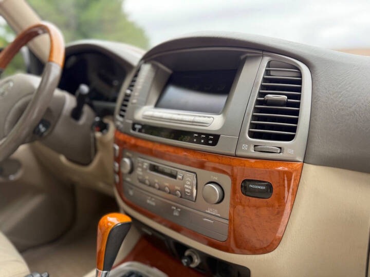 2003 Lexus LX 470