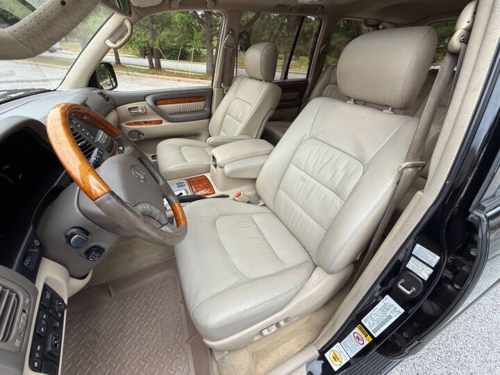 2003 Lexus LX 470
