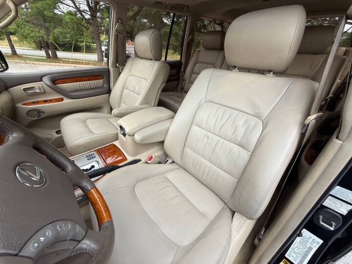 2003 Lexus LX 470