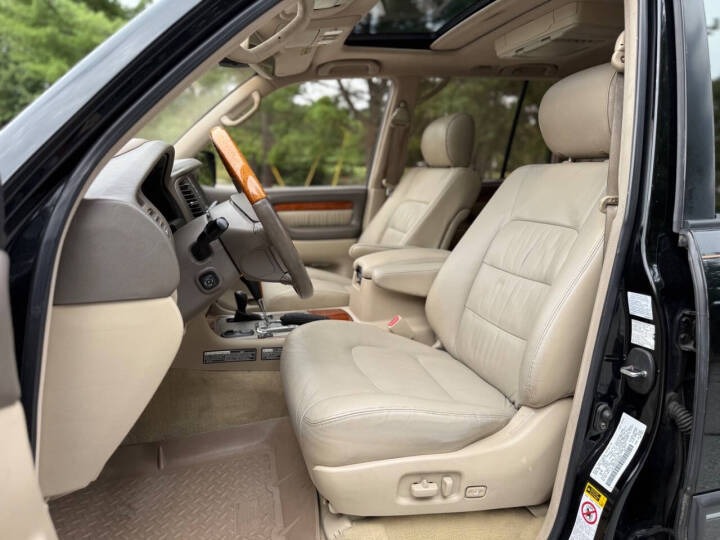 2003 Lexus LX 470