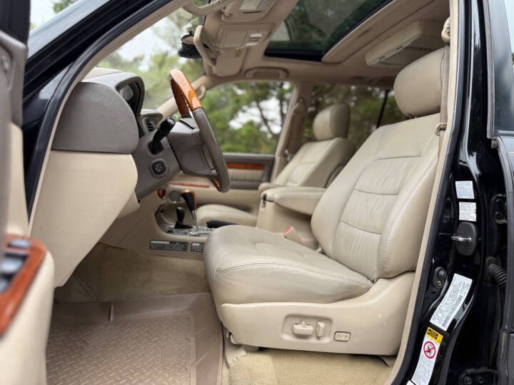 2003 Lexus LX 470