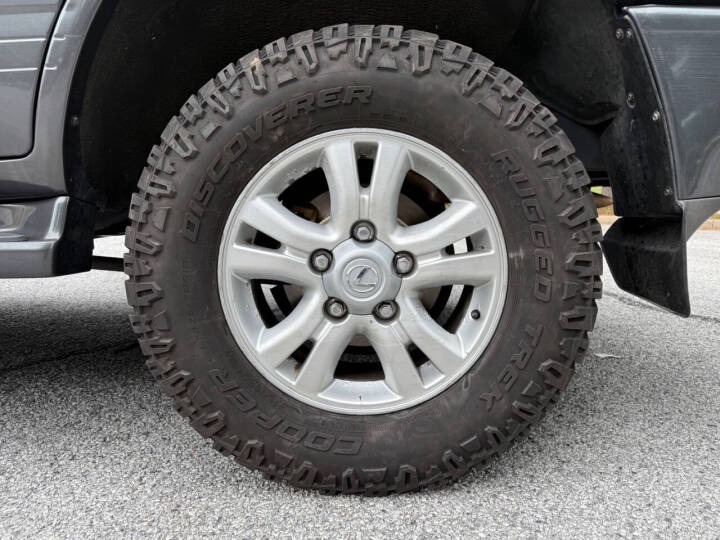 2003 Lexus LX 470