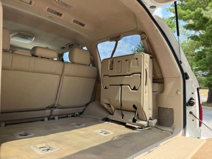 2004 Lexus LX 470