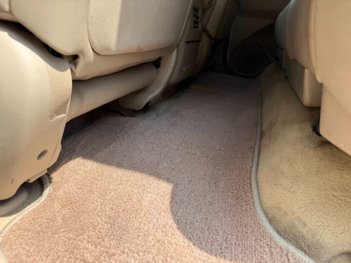 2004 Lexus LX 470
