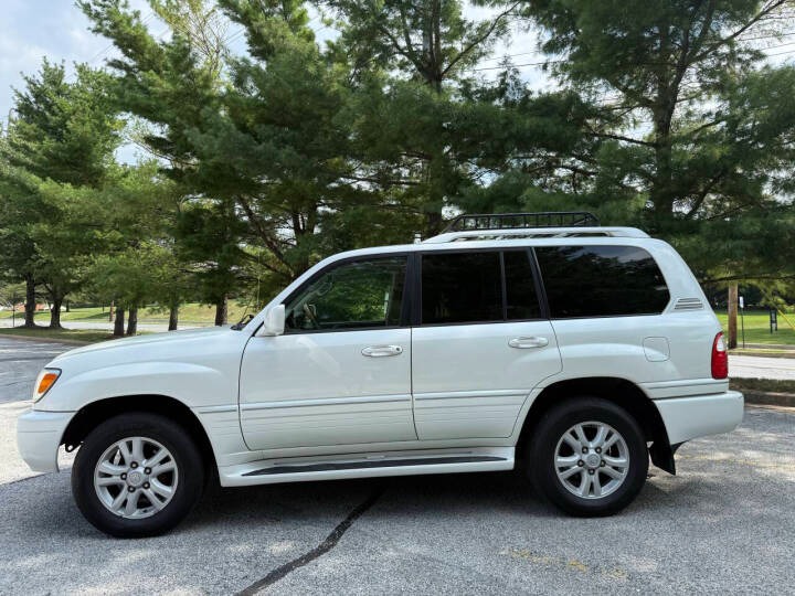 2004 Lexus LX 470