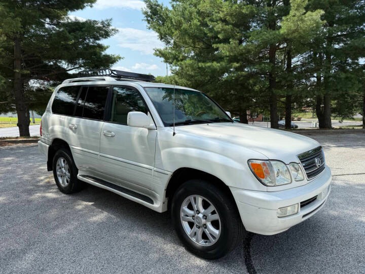 2004 Lexus LX 470