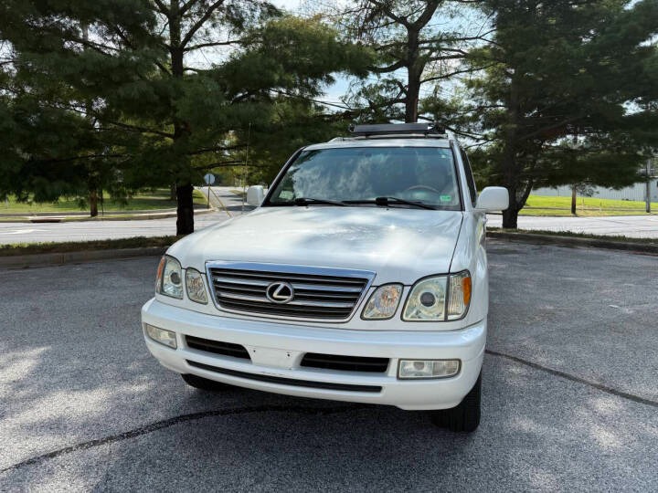 2004 Lexus LX 470