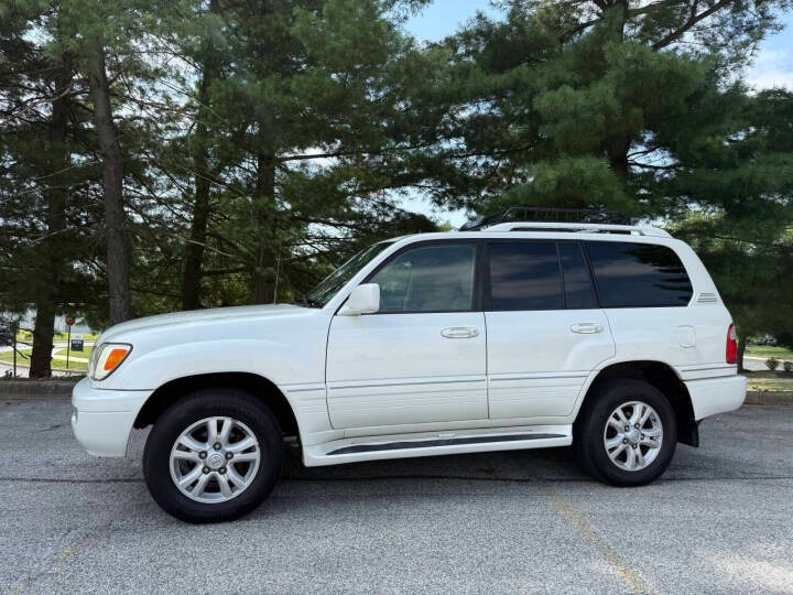 2004 Lexus LX 470
