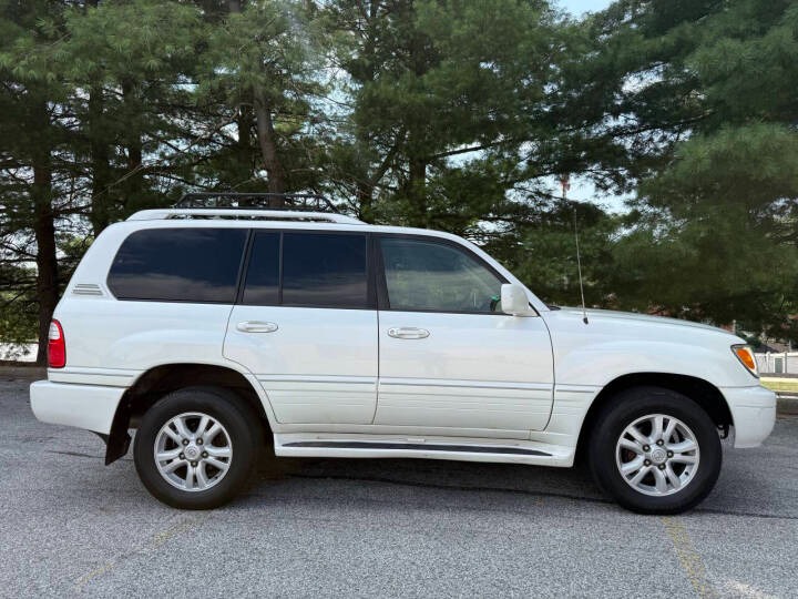 2004 Lexus LX 470