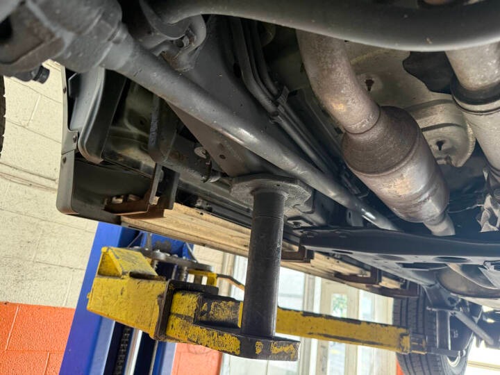 2004 Lexus LX 470