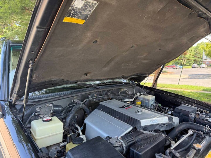2004 Lexus LX 470