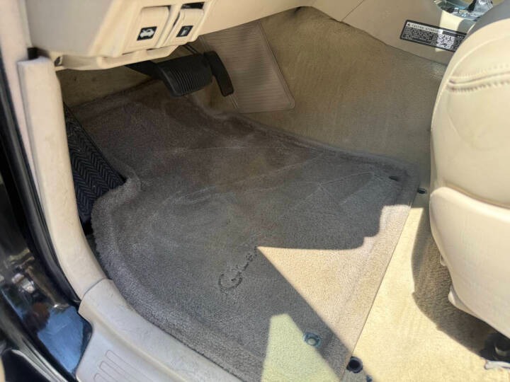 2004 Lexus LX 470