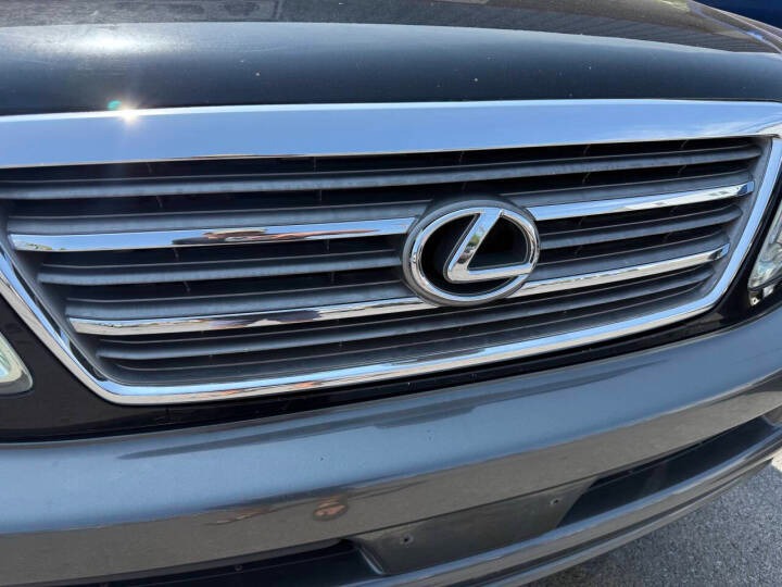 2004 Lexus LX 470