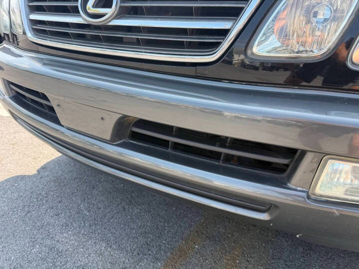 2004 Lexus LX 470