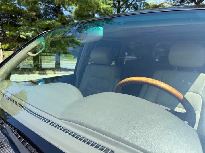 2004 Lexus LX 470