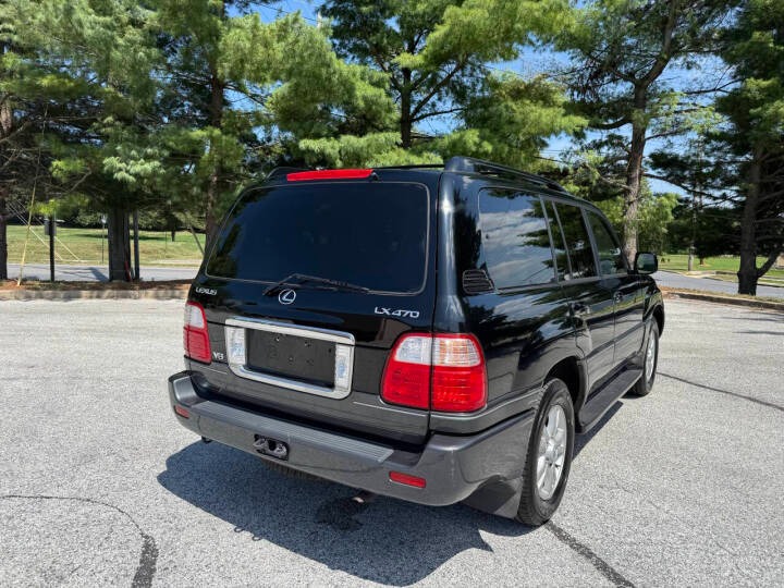 2004 Lexus LX 470