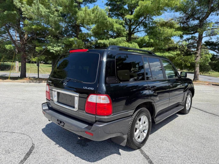 2004 Lexus LX 470