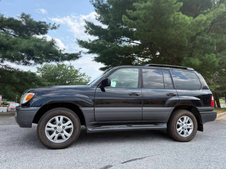 2004 Lexus LX 470
