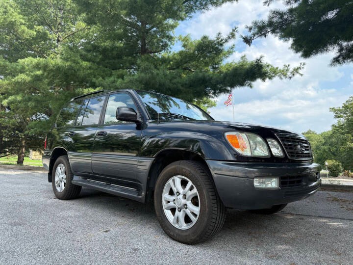 2004 Lexus LX 470