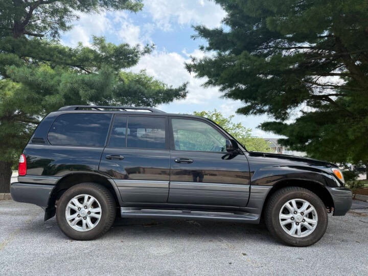 2004 Lexus LX 470