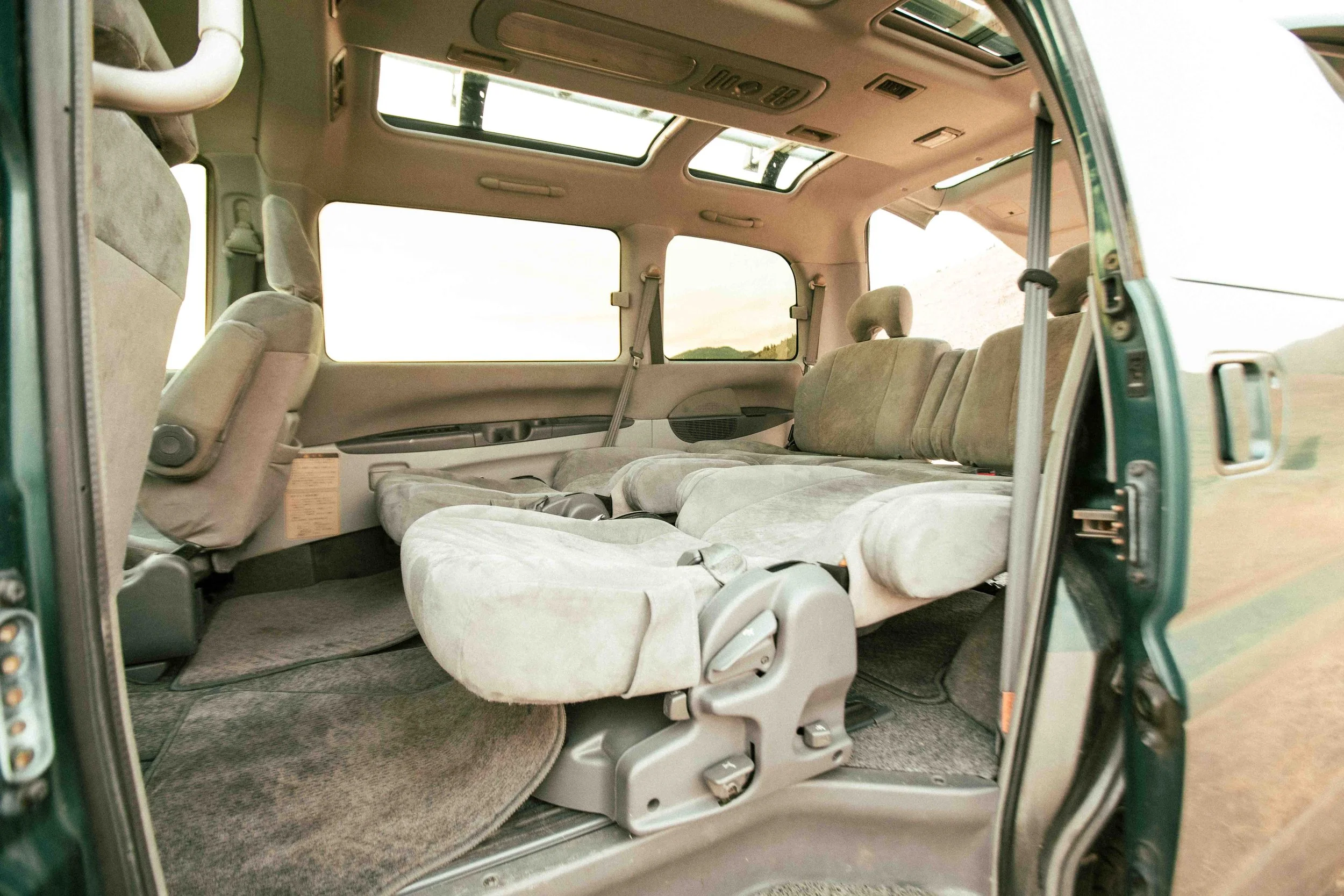 Reserved: 1997 Mitsubishi Delica L400 Space Gear