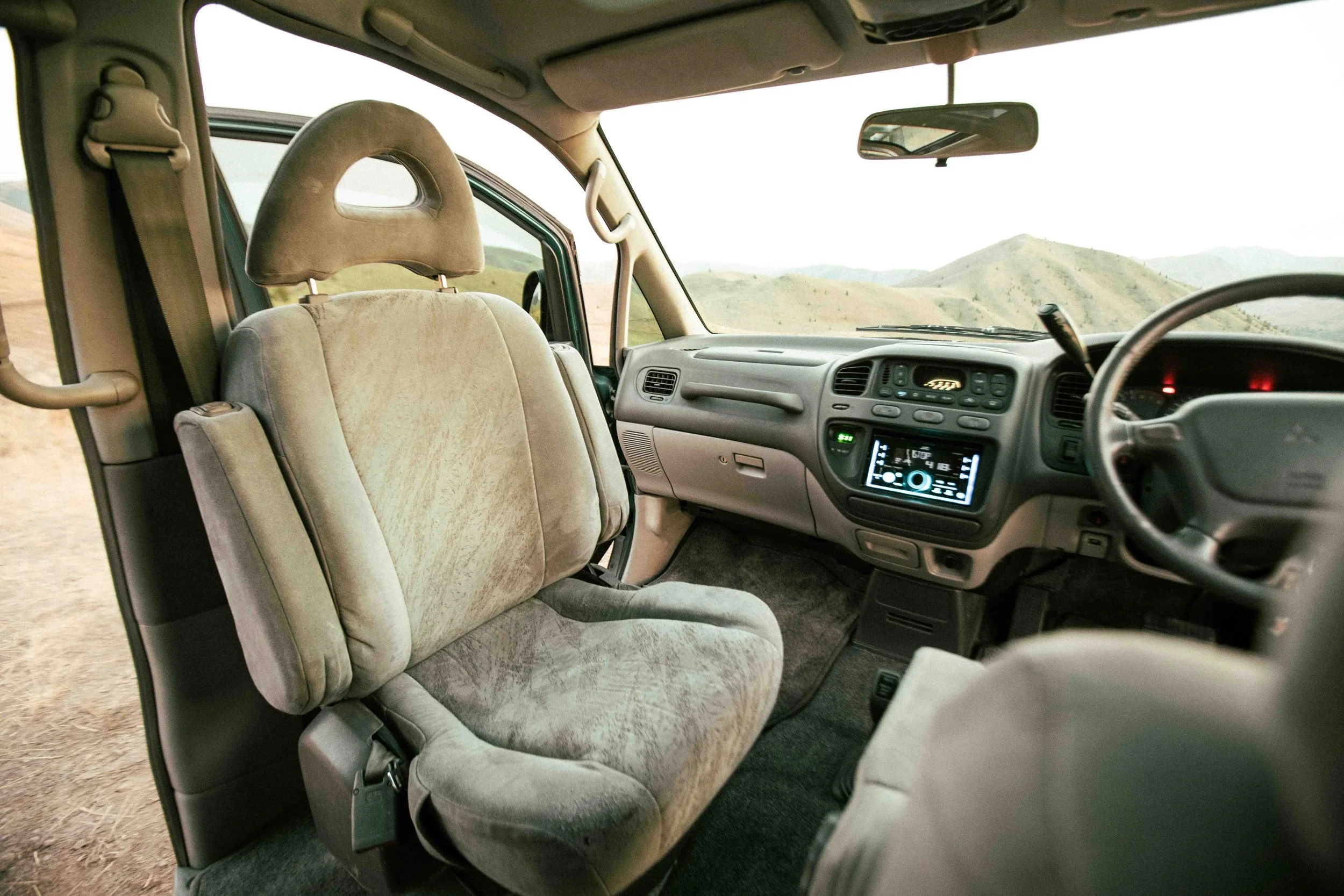 Reserved: 1997 Mitsubishi Delica L400 Space Gear