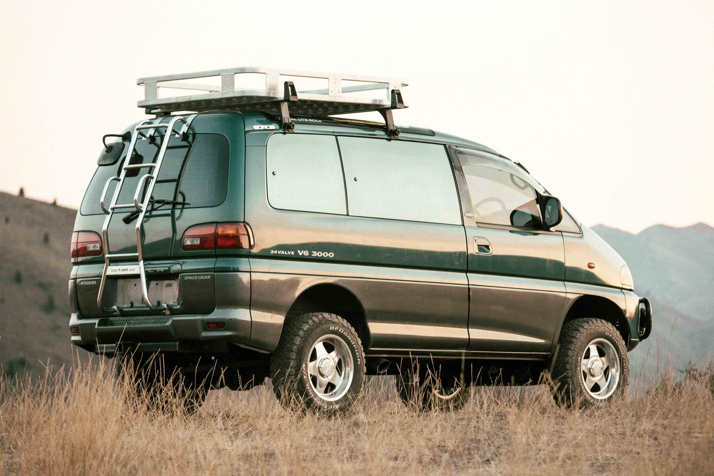 Reserved: 1997 Mitsubishi Delica L400 Space Gear