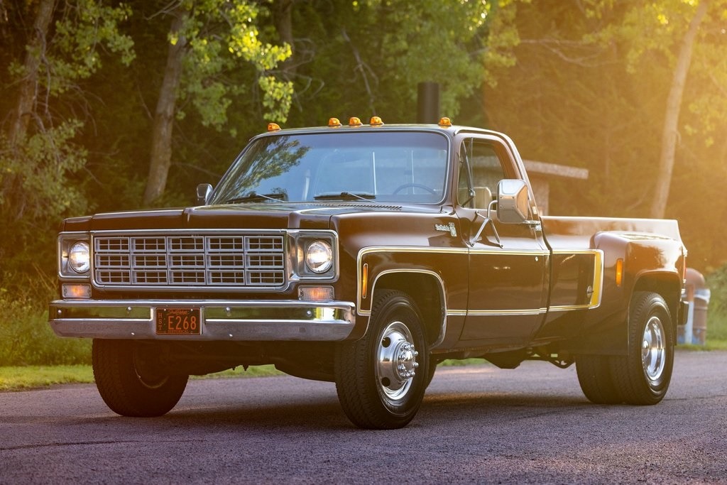 1977 Chevrolet C30 Scottsdale - 2