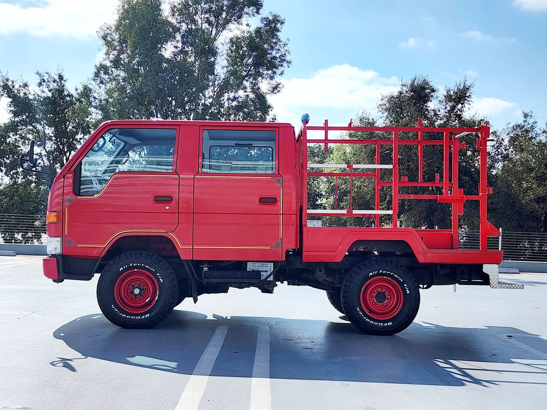 Sold: 1995 Toyota ToyoAce Firetruck