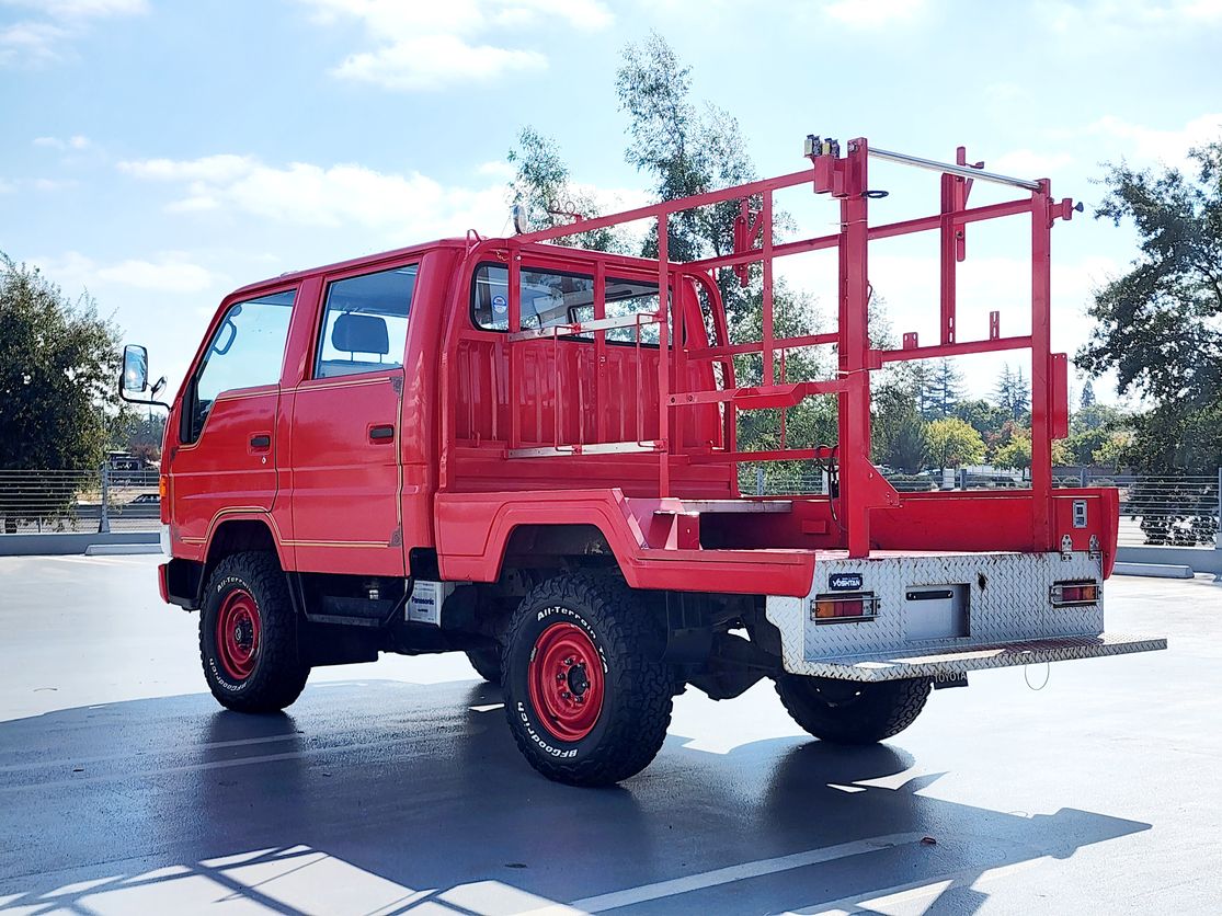 Sold: 1995 Toyota ToyoAce Firetruck