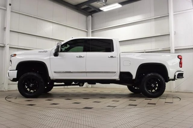 2024 Chevrolet Silverado 2500HD High Country Z71