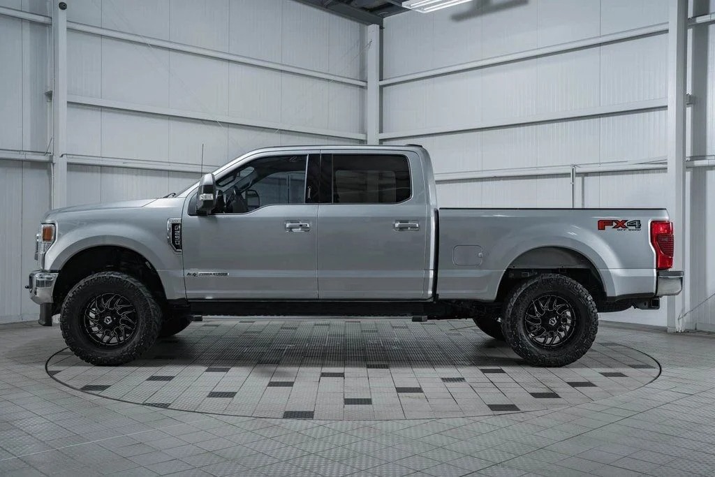 2022 Ford F-250 Lariat Ultimate FX4 - 2