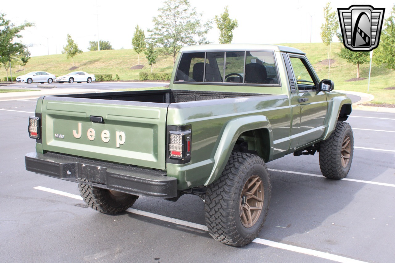 1990 Jeep Comanche - 3