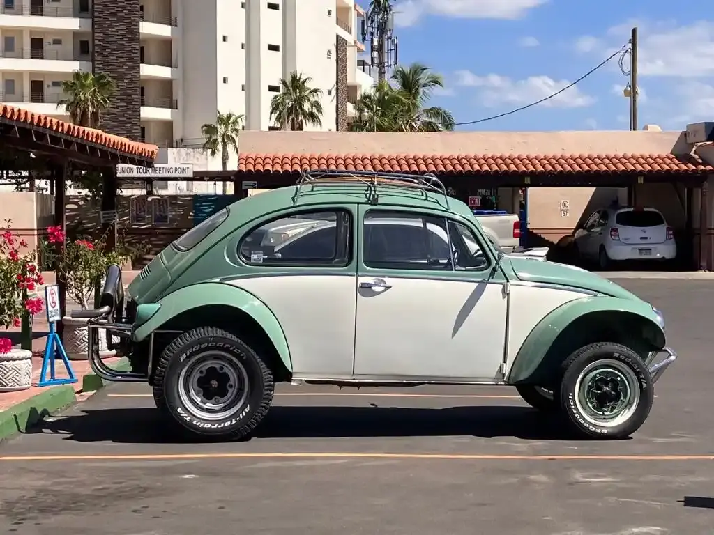 Baja-Style 1974 Volkswagen Beetle