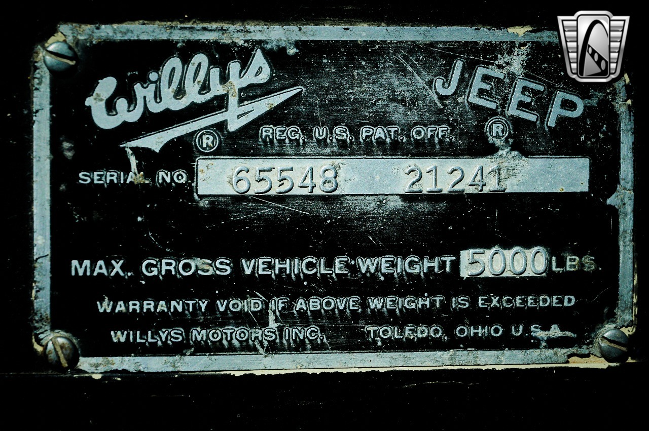 1960 Jeep FC-150 Tow Truck