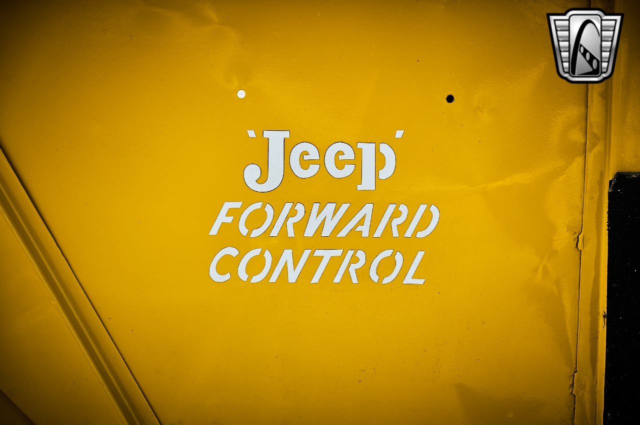1960 Jeep FC-150 Tow Truck