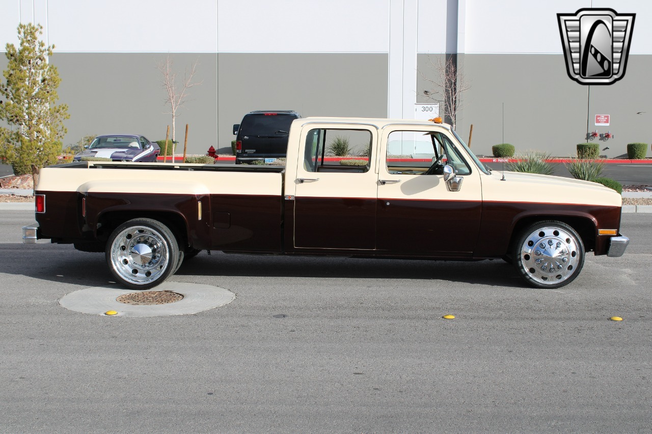 1989 GMC C3500 Crew Cab Dually