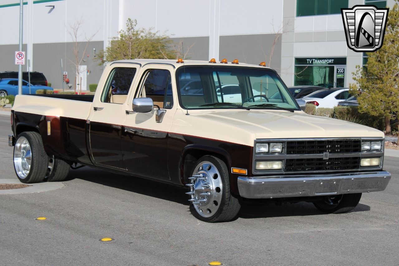 1989 GMC C3500 Crew Cab Dually