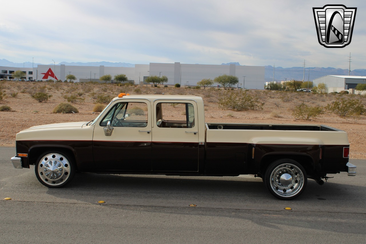 1989 GMC C3500 Crew Cab Dually