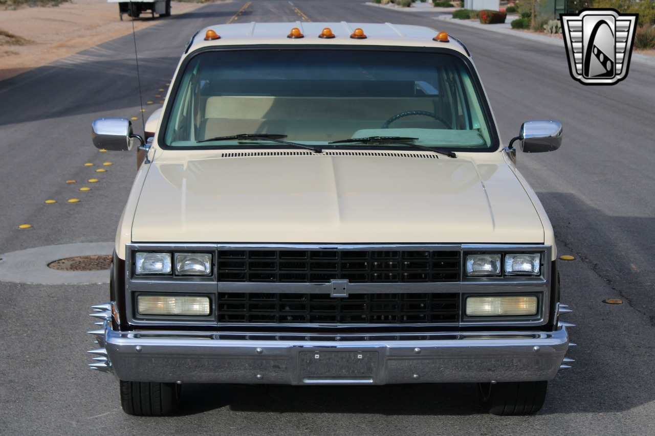 1989 GMC C3500 Crew Cab Dually