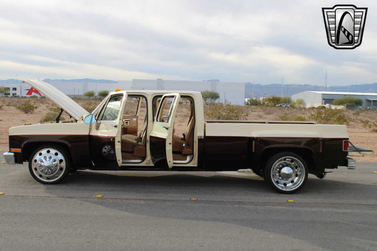 1989 GMC C3500 Crew Cab Dually