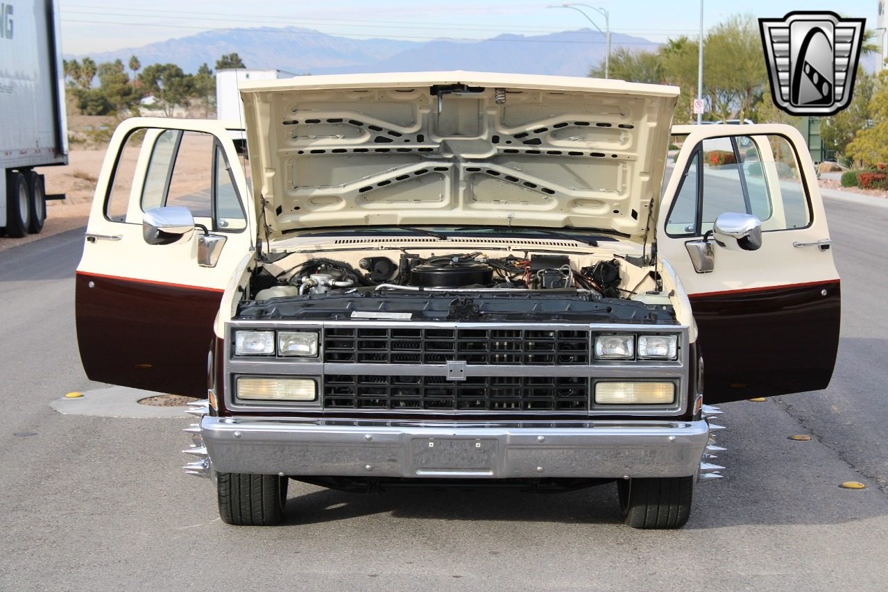 1989 GMC C3500 Crew Cab Dually