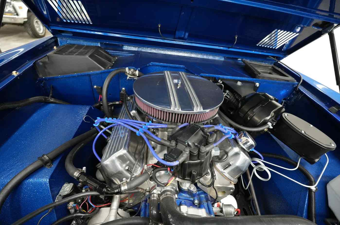 Sold: 1969 Ford Bronco