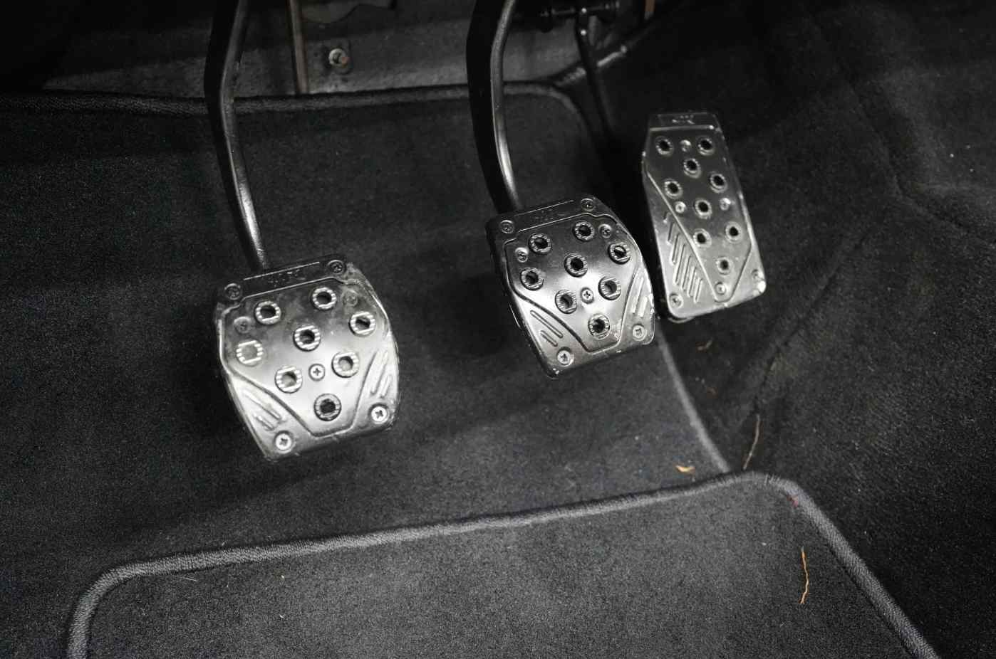 Sold: 1969 Ford Bronco - 3