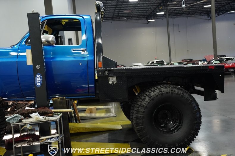 1984 Chevy K10 Dually 4x4